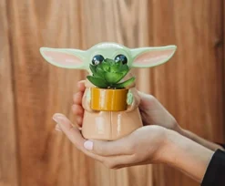Silver Buffalo Star Wars: The Mandalorian Baby Yoda The Child Grogu 4-Inch Ceramic Mini Planter With Artificial Succulent -Nearly Natural Store 41z65cYASsL